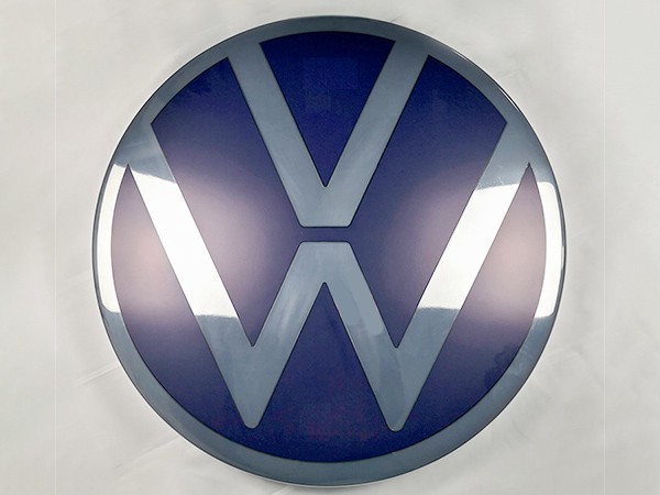 VW Automotive Dealership Signage
